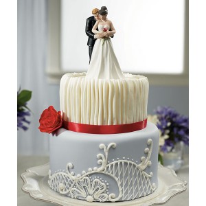 Royal Couple Wedding Cake